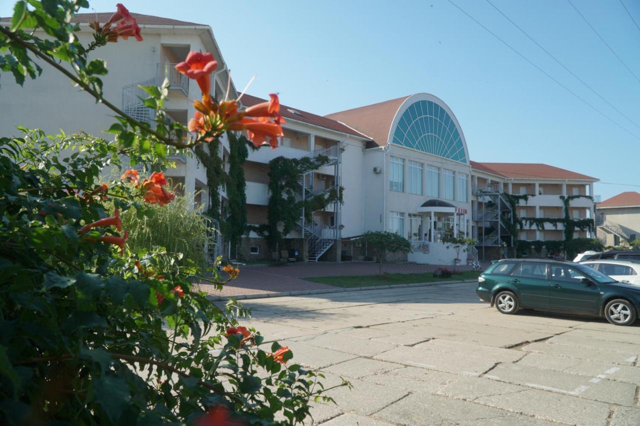 Радуга Курортная Гостиница Satoka Exterior foto